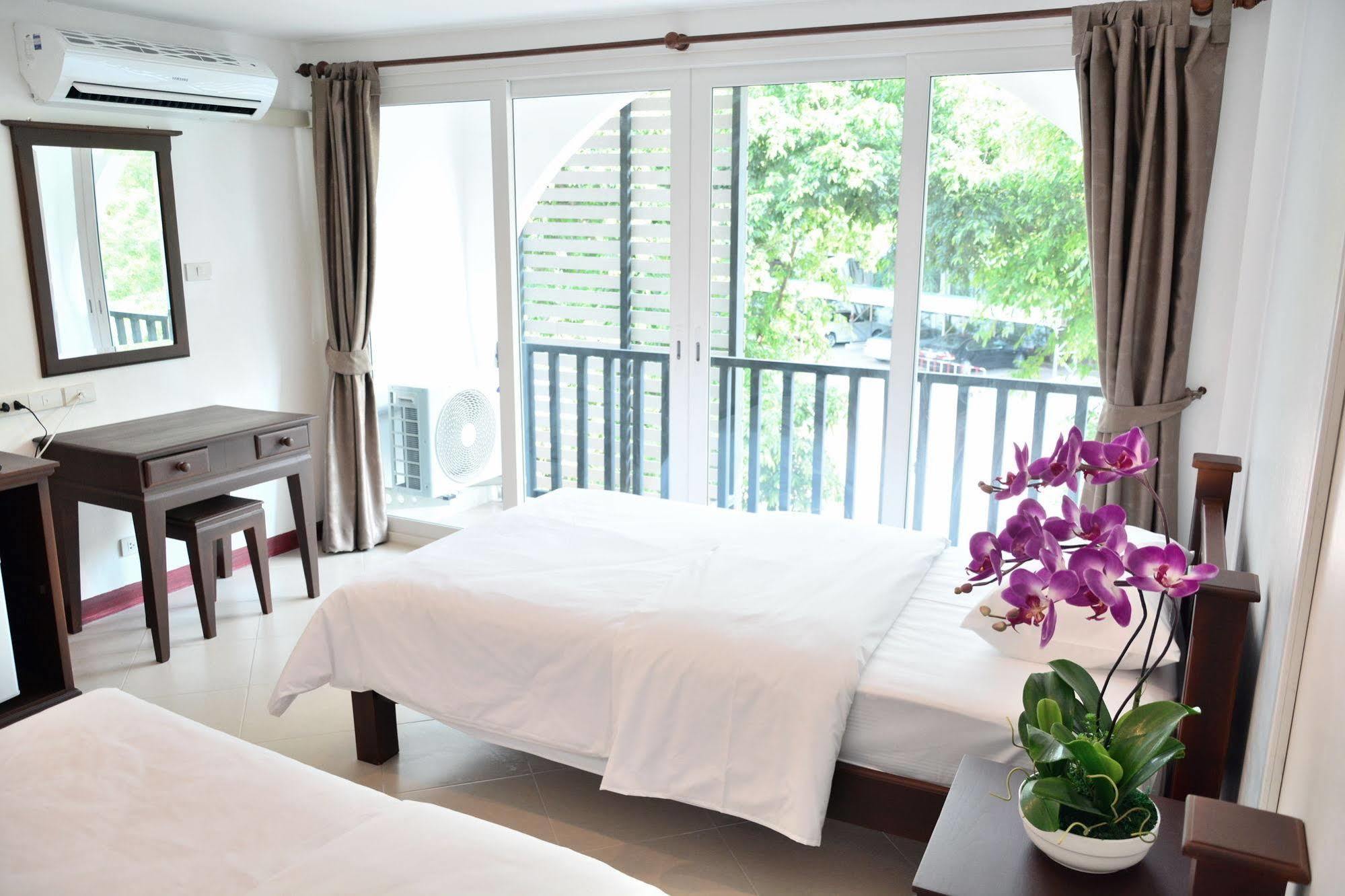 Seedling House Pattaya Εξωτερικό φωτογραφία