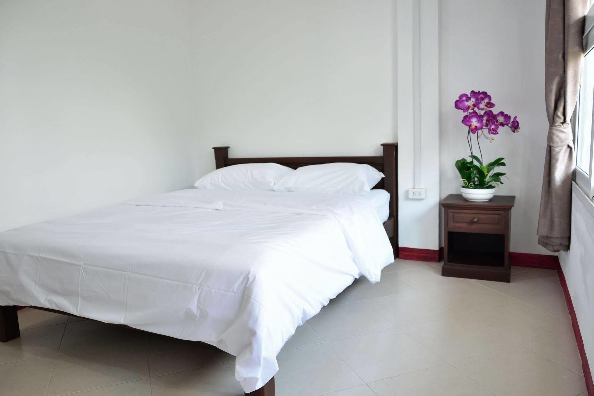 Seedling House Pattaya Εξωτερικό φωτογραφία